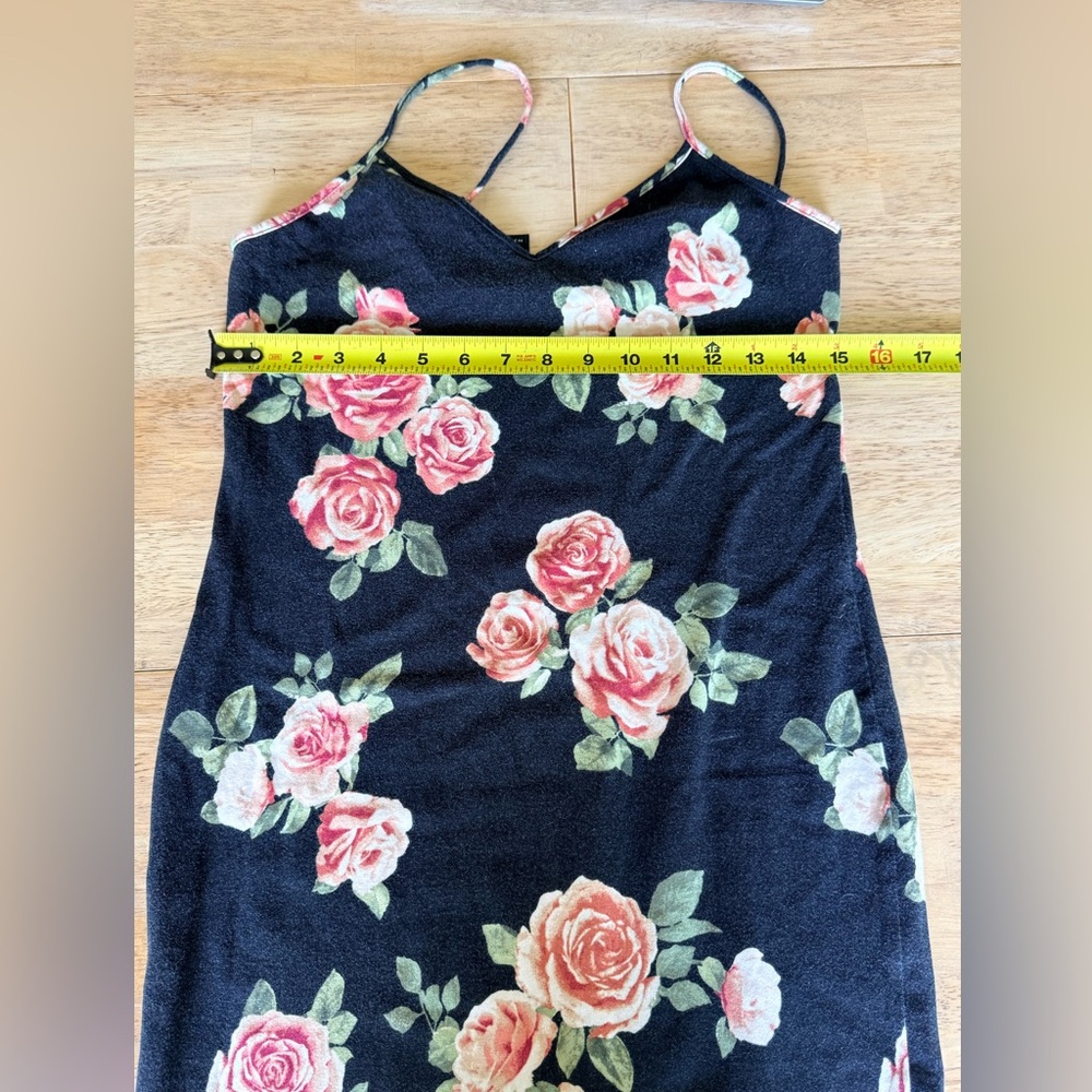 Forever 21 Woman’s Black Midi Bodycon Romantic Floral Dress L - Picture 4 of 5